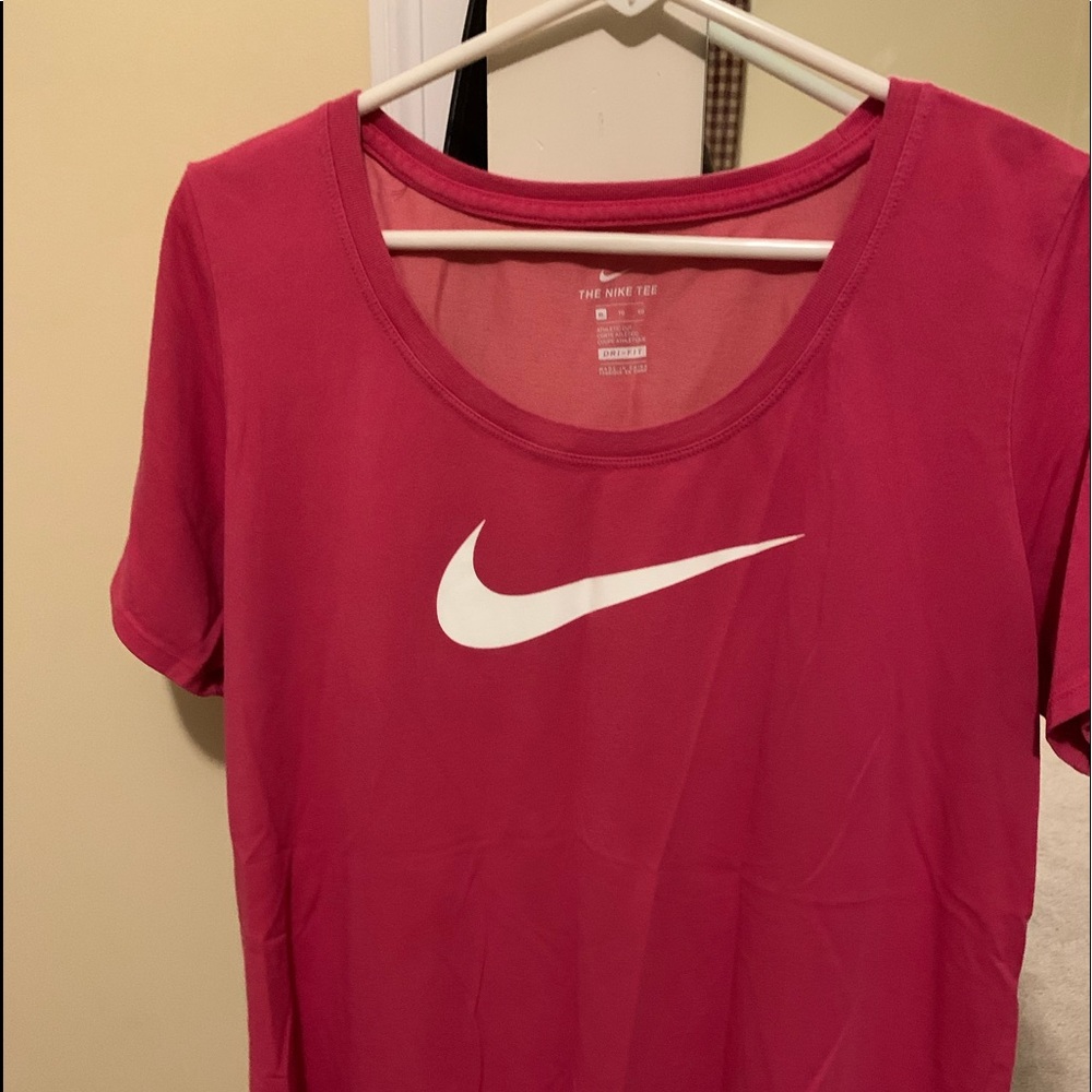 Womens Adidas size XL tee shirt
